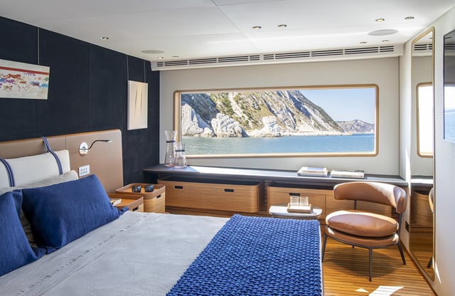 La cocina K-lab, con alto grado de personalización, es la indiscutida protagonista de Navetta 30, el nuevo yate de Custom Line.