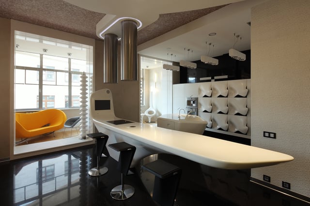 La cuisine Z.Island conçue par Zaha Hadid prend vie dans un appartement de Moscou