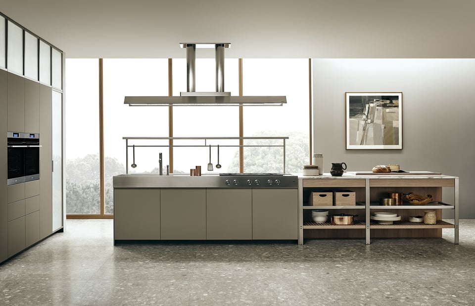 La cocina K-lab, con alto grado de personalización, es la indiscutida protagonista de Navetta 30, el nuevo yate de Custom Line.